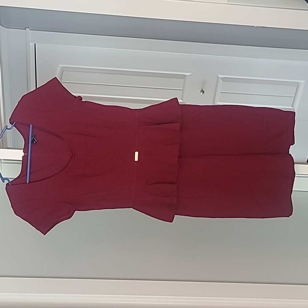 Ann Taylor red size 4 peplum dress